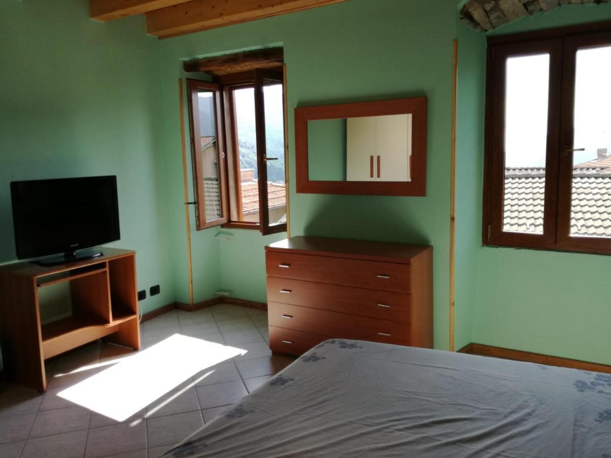 Casa Tarcisio Faggeto Lario
