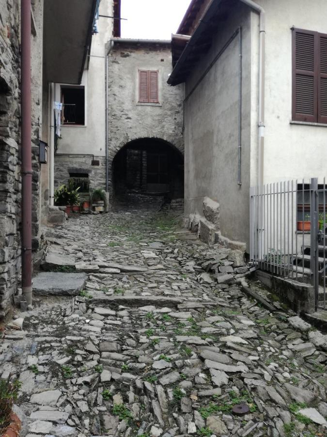Casa Tarcisio Faggeto Lario