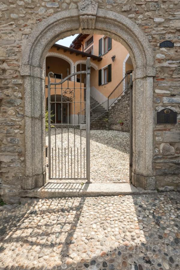 Easy Welcome La Filanda Taverna Apartment *