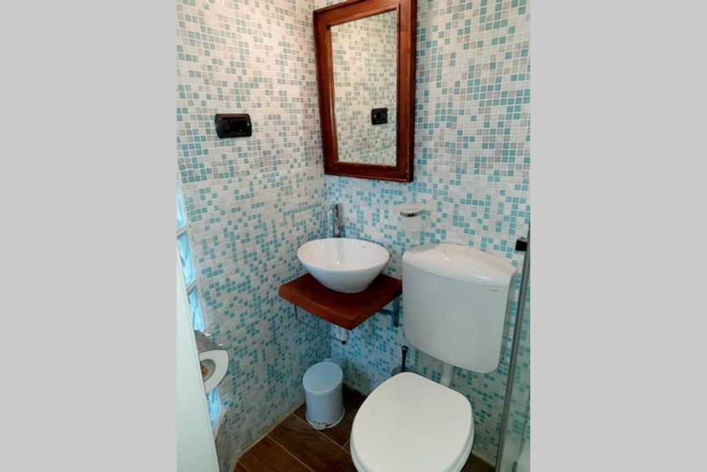 The Ivy House In The Castle Apartment *