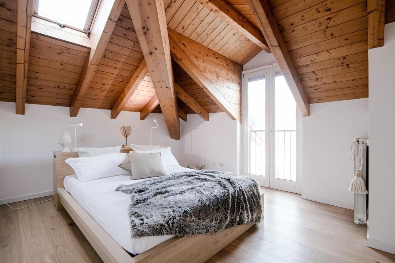 Apartment Modern Luxury Attic - Bymyhomeincomo *