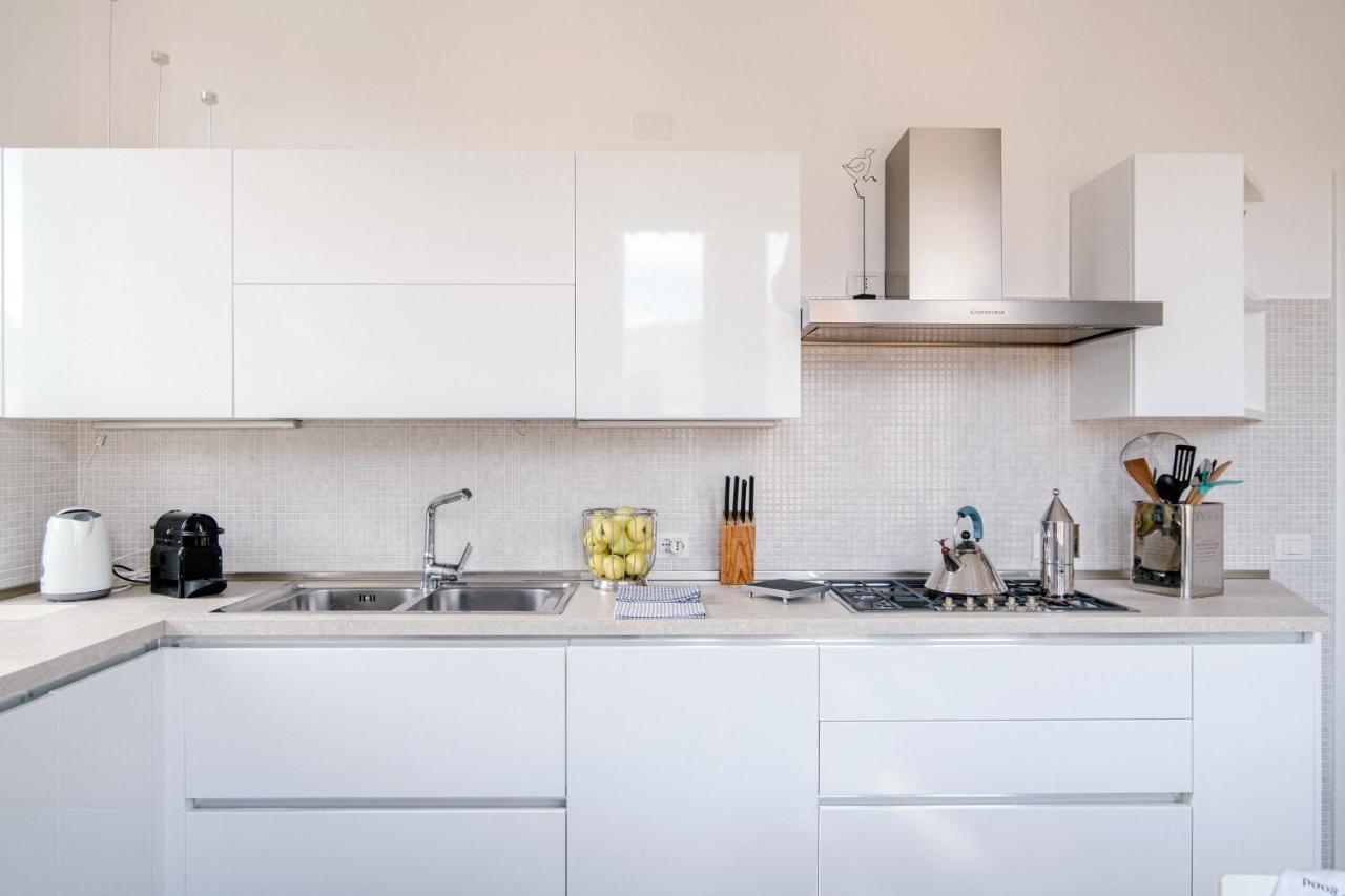 Apartment Modern Luxury Attic - Bymyhomeincomo *
