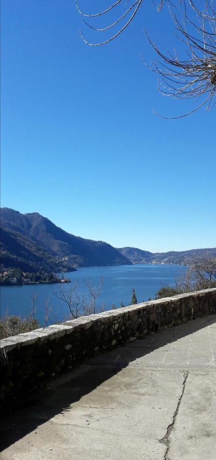 Casa Azzurra Vista Lago Dani Moltrasio
