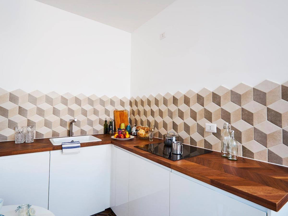 23 Sweet Apartment Como