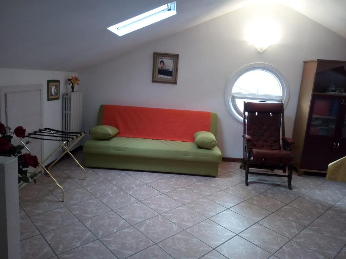Anna Bed & Breakfast Malgrate