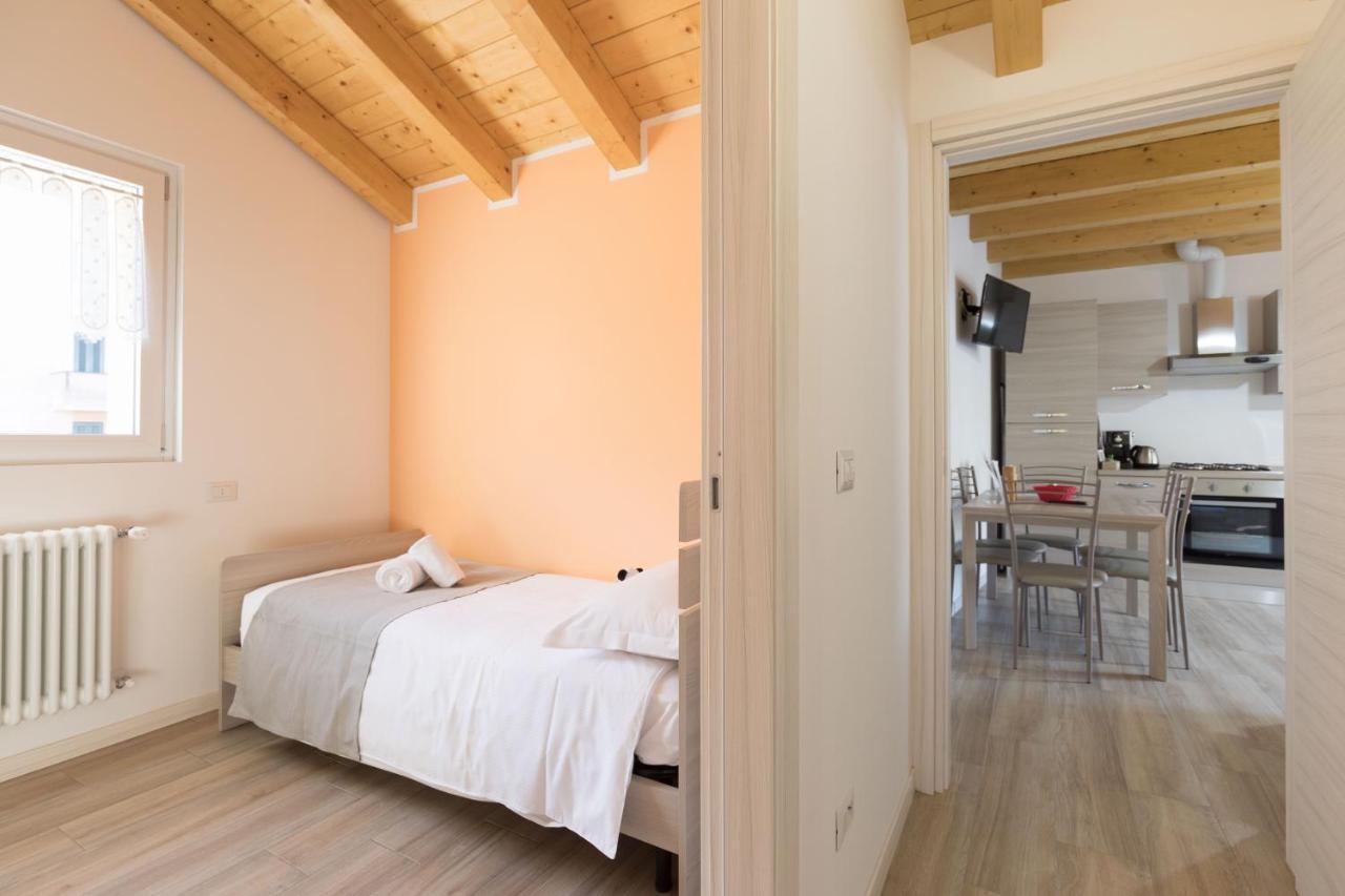 Residenze Lariane Apartment *