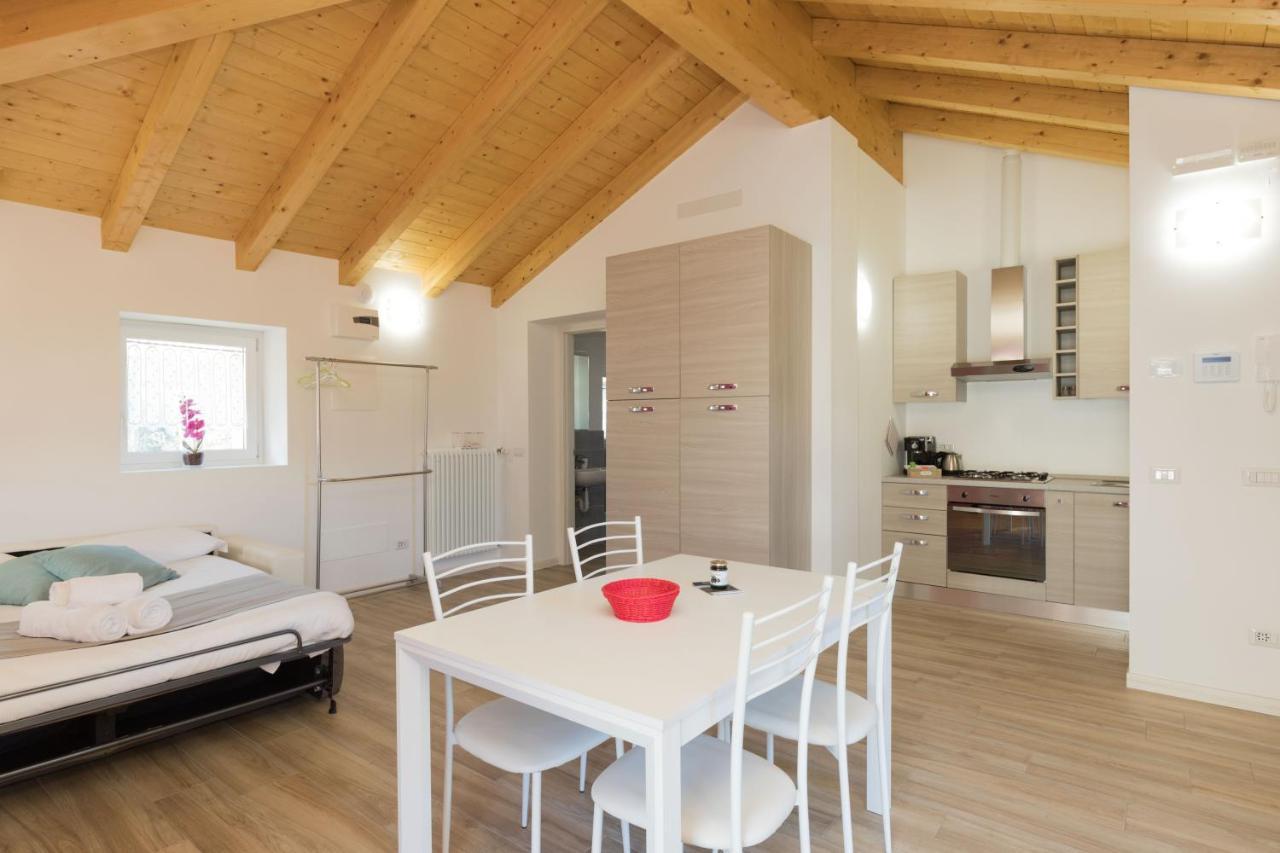 Residenze Lariane Apartment Colico
