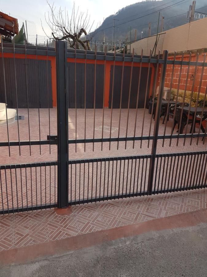 Confine * Como