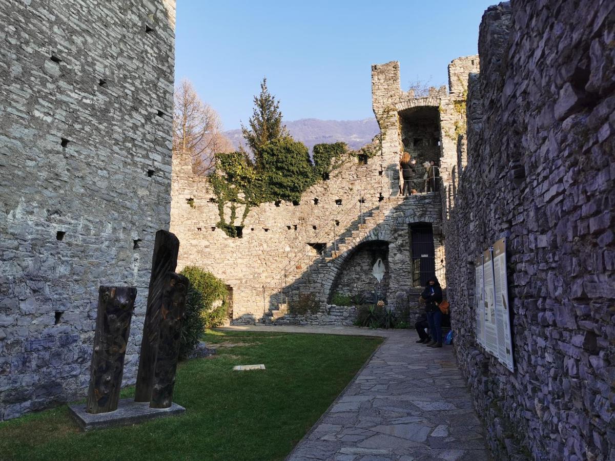 Near Monastero And Castello Di Vezio Apartment Varenna