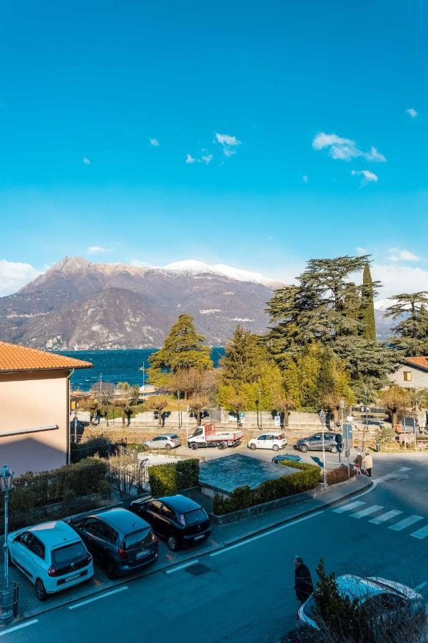Porto Azzurro Varenna