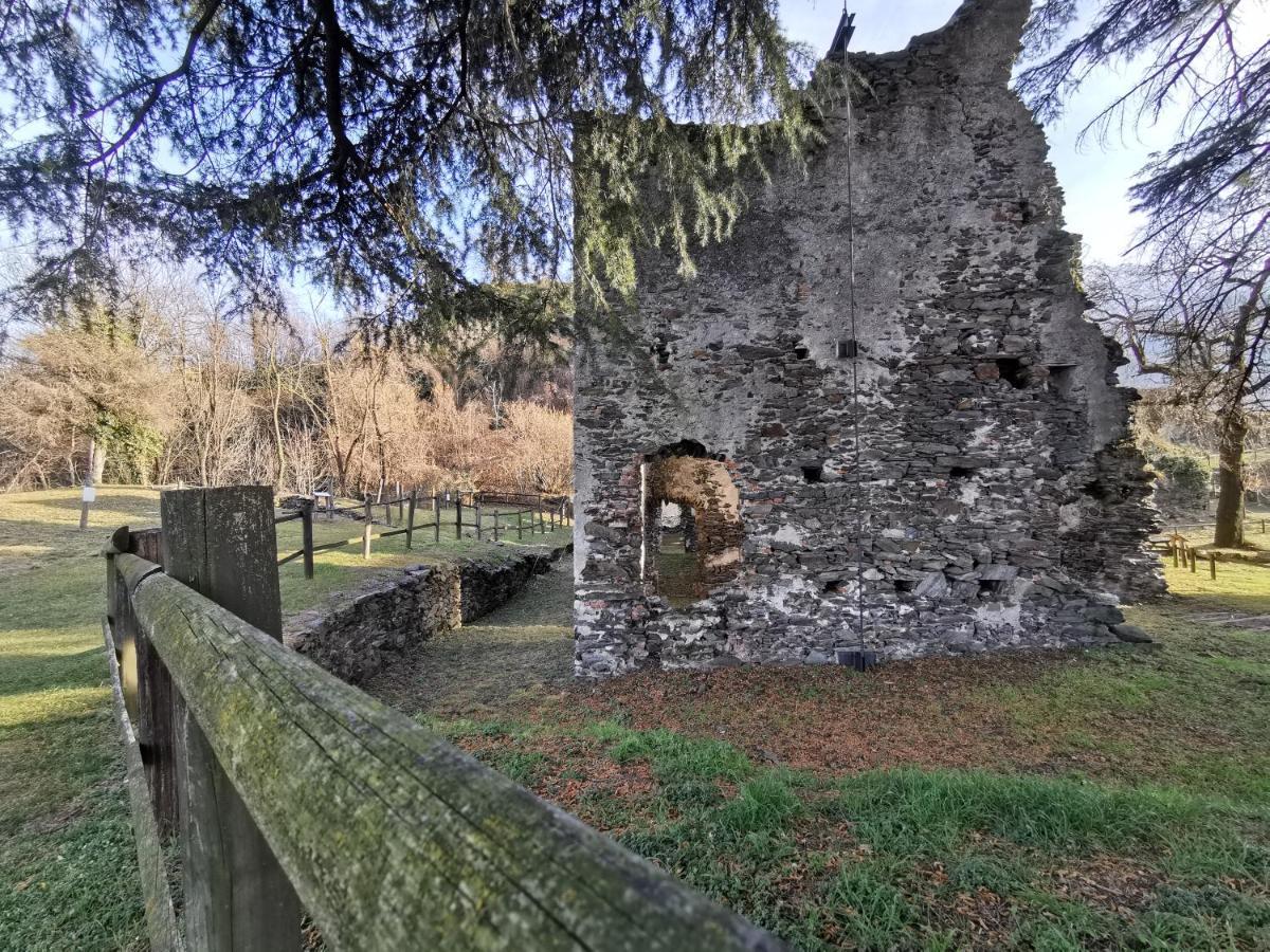 Near Monastero And Castello Di Vezio * Varenna