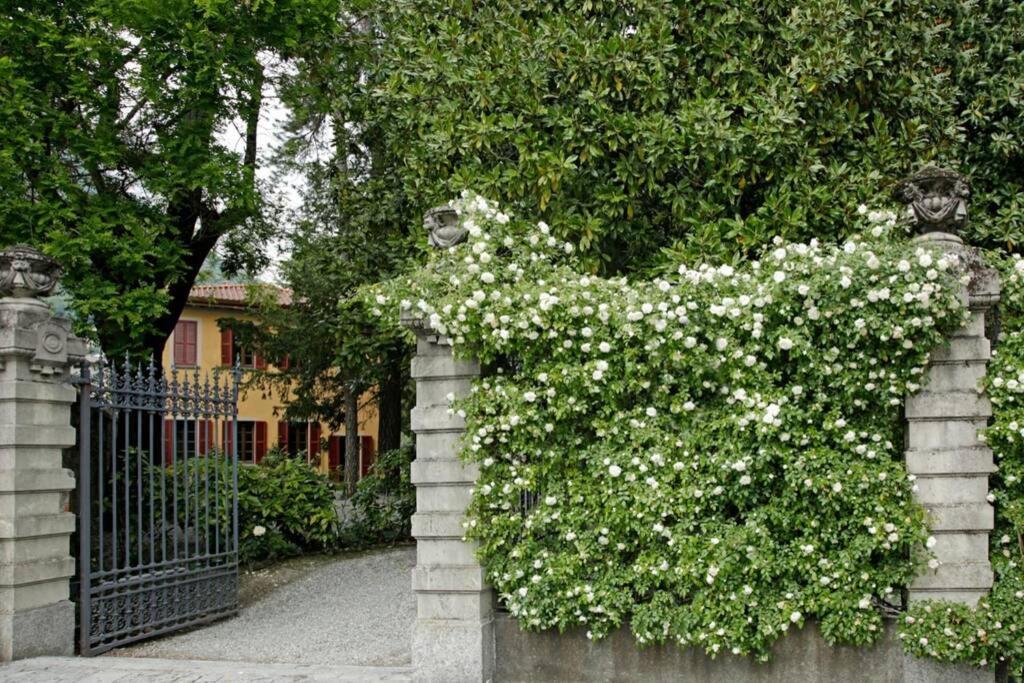 Appartamento Bilocale Nel Parco Di Erba