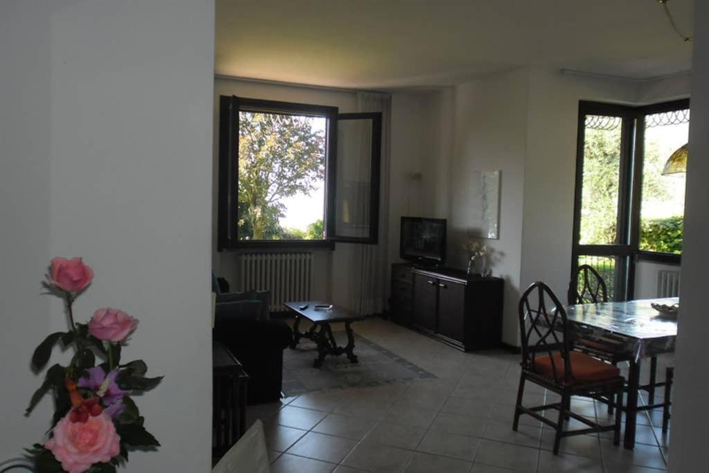 Favoloso Fronte Lago, Apartment *