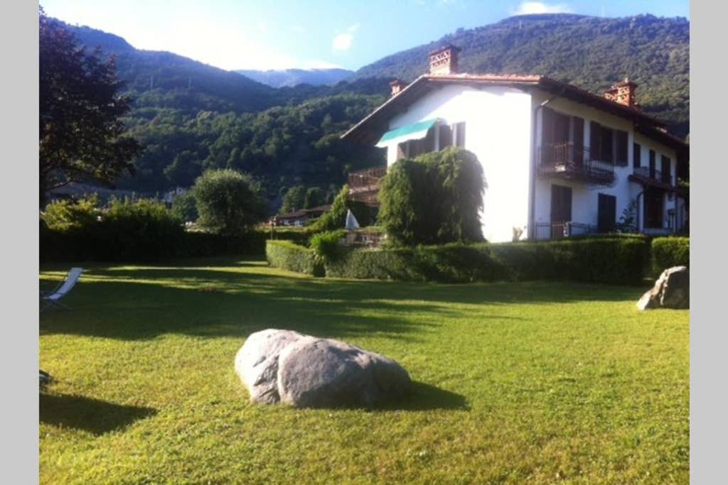 Apartment Favoloso Fronte Lago, Gera Lario