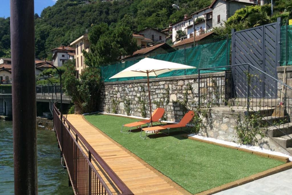 Villa Damia, Independent With Direct Lake Access *