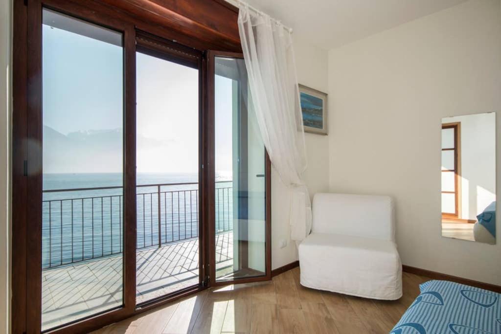 Villa Damia, Independent With Direct Lake Access Menaggio