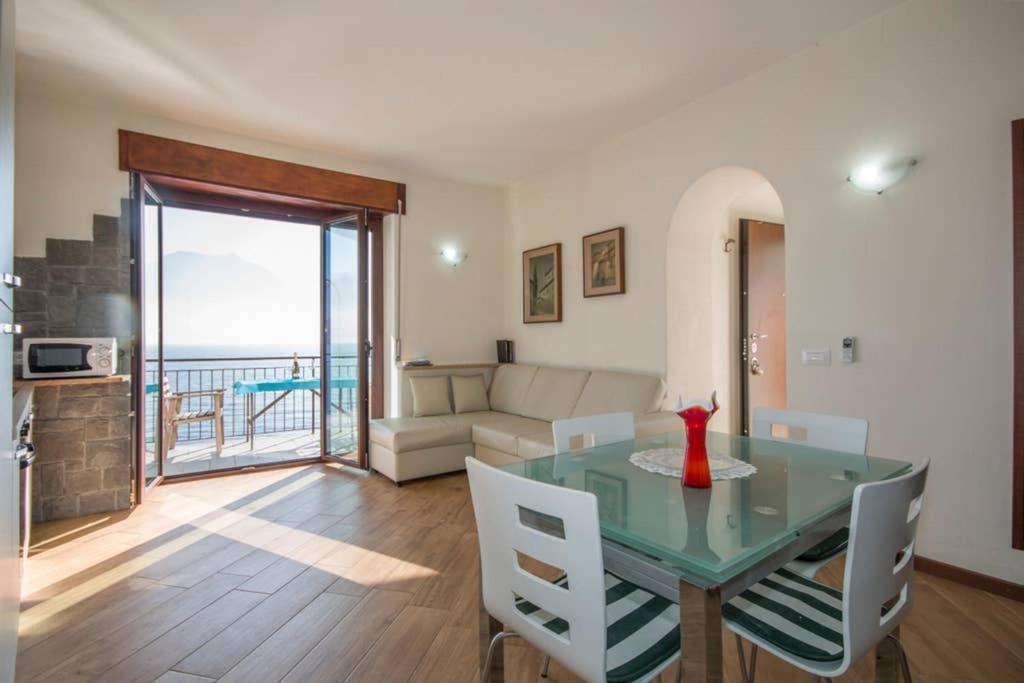 Damia, Independent With Direct Lake Access Villa Menaggio