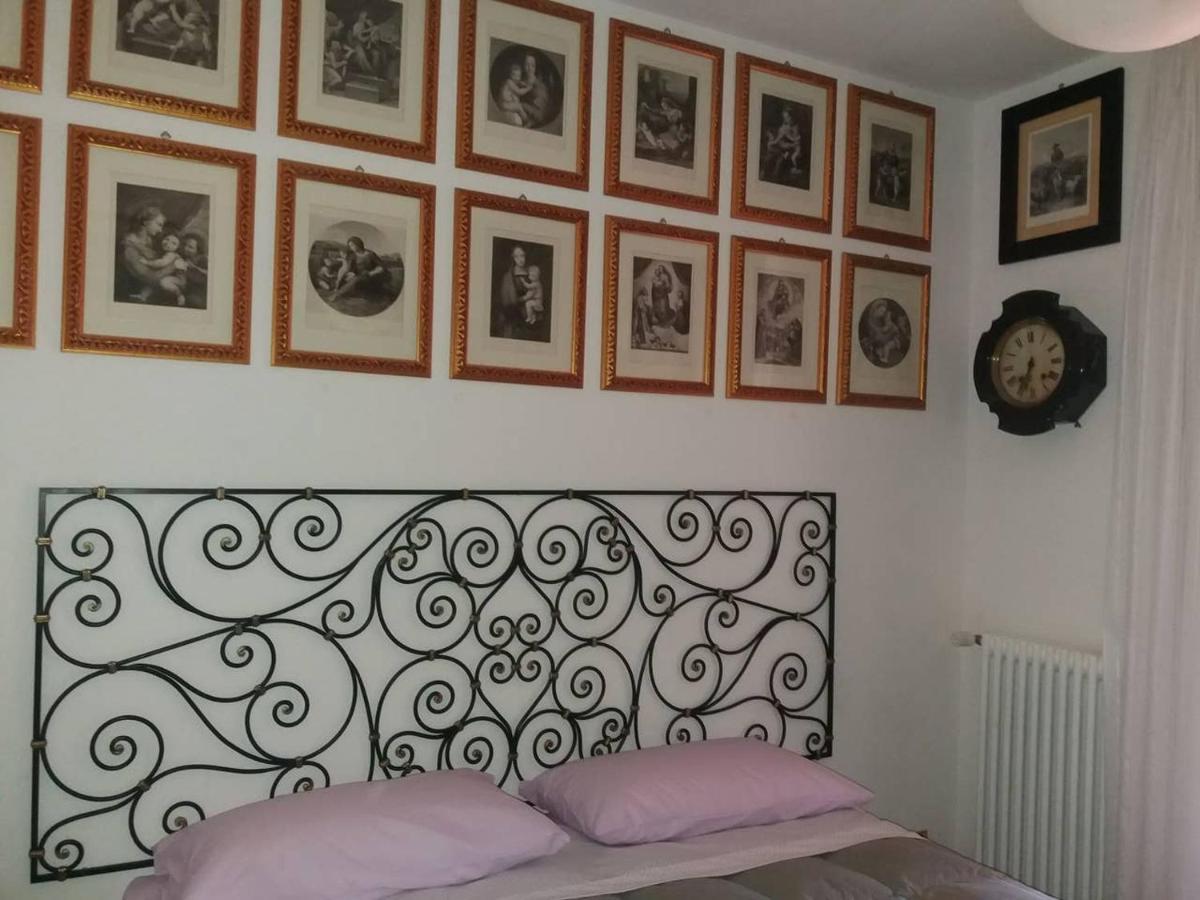 Appartamento Con Bagno E Portico Vista