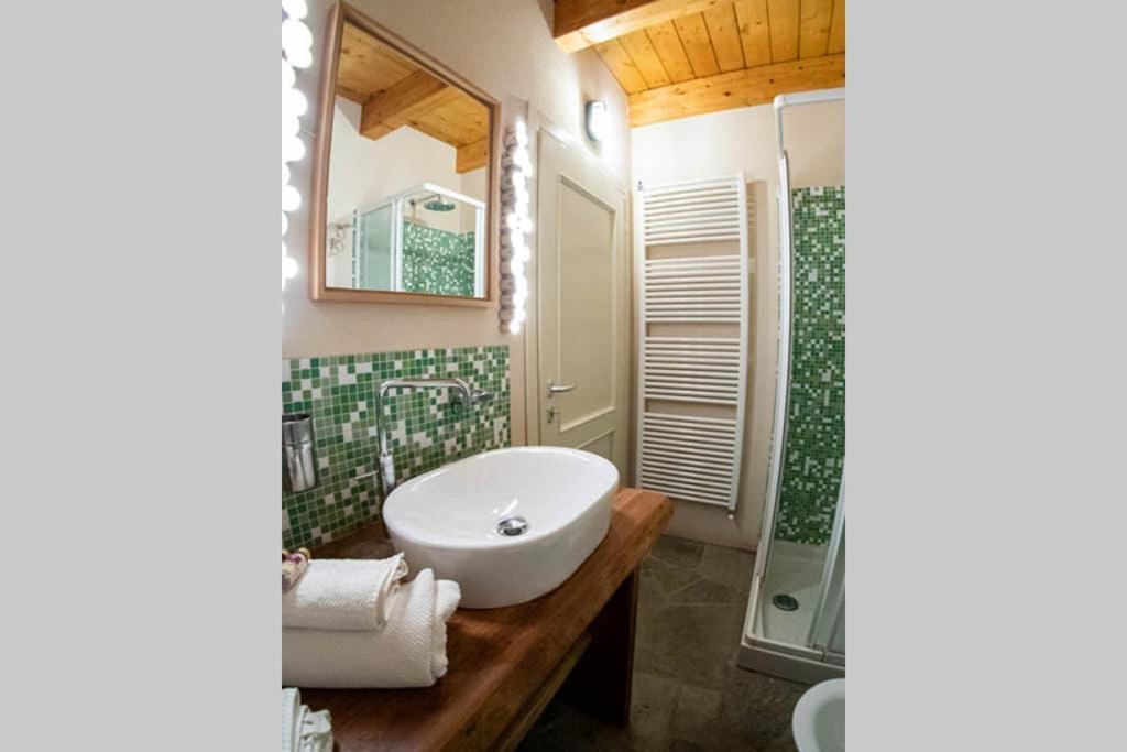 Of Bellagio's Woods Holiday home Civenna