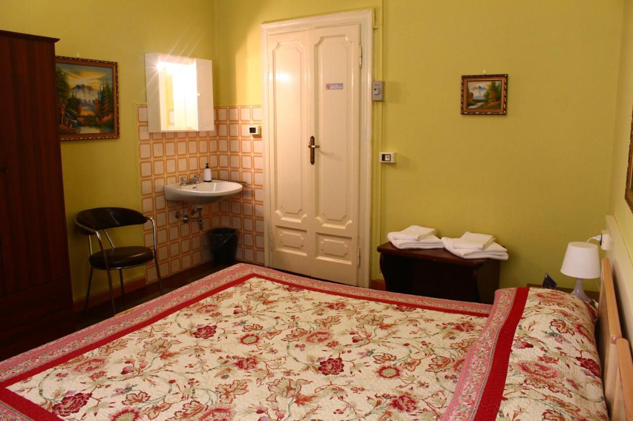 Hotel Del *