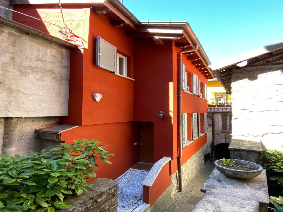 Casa Leonica * Torno