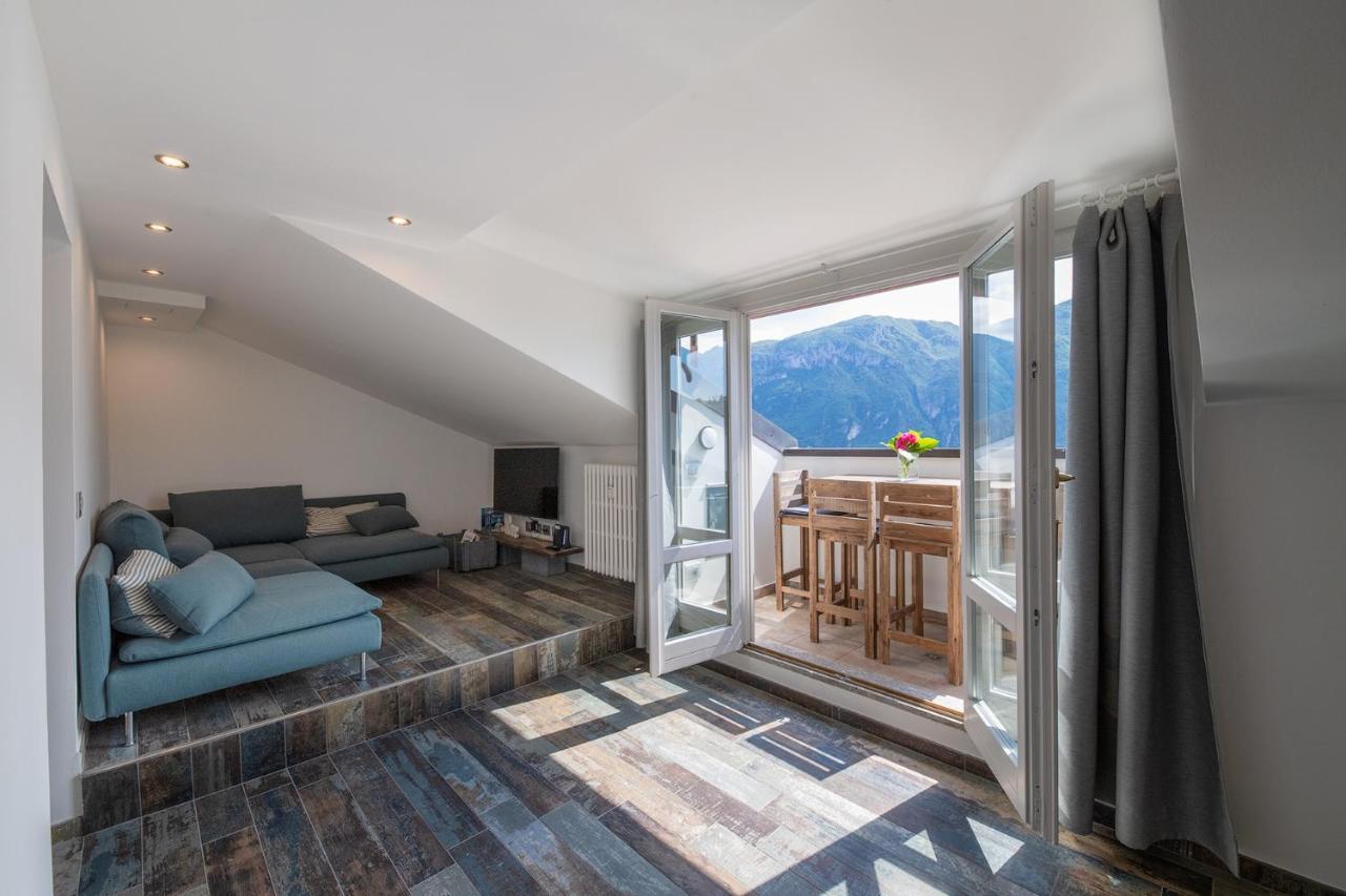 Max Apartment