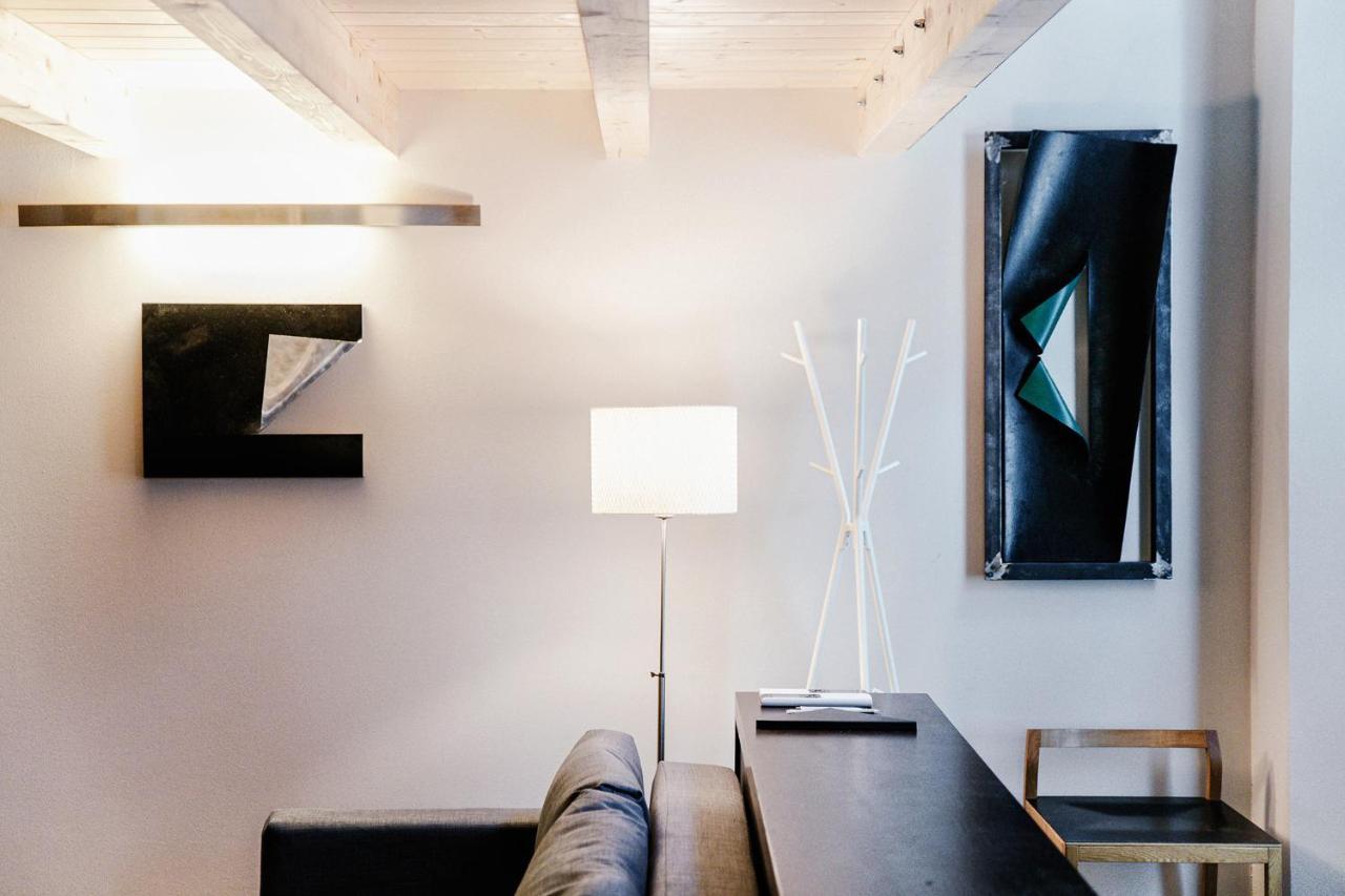 Palazzo Del Pero -by House Of Travelers-