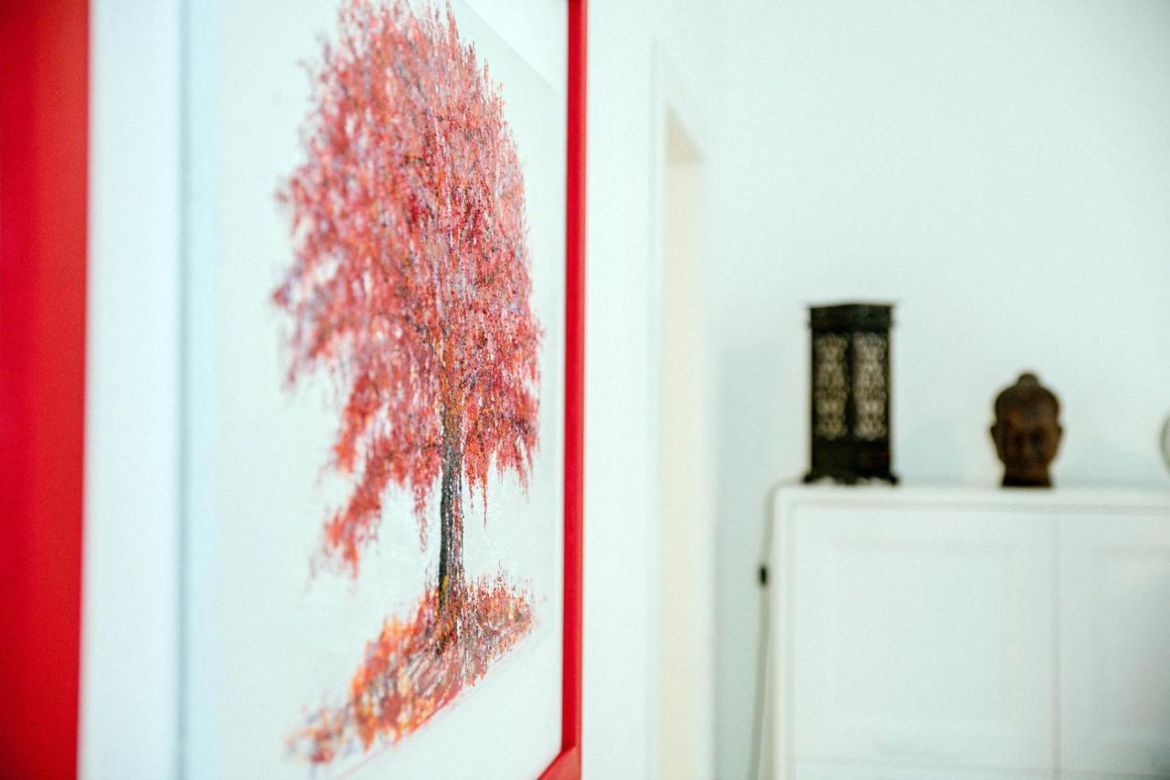 Dodo Red - The House Of Travelers Apartment