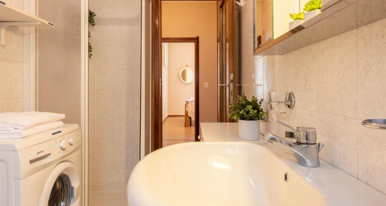 Altido Flat With Stunning View Of Como, In * Nesso