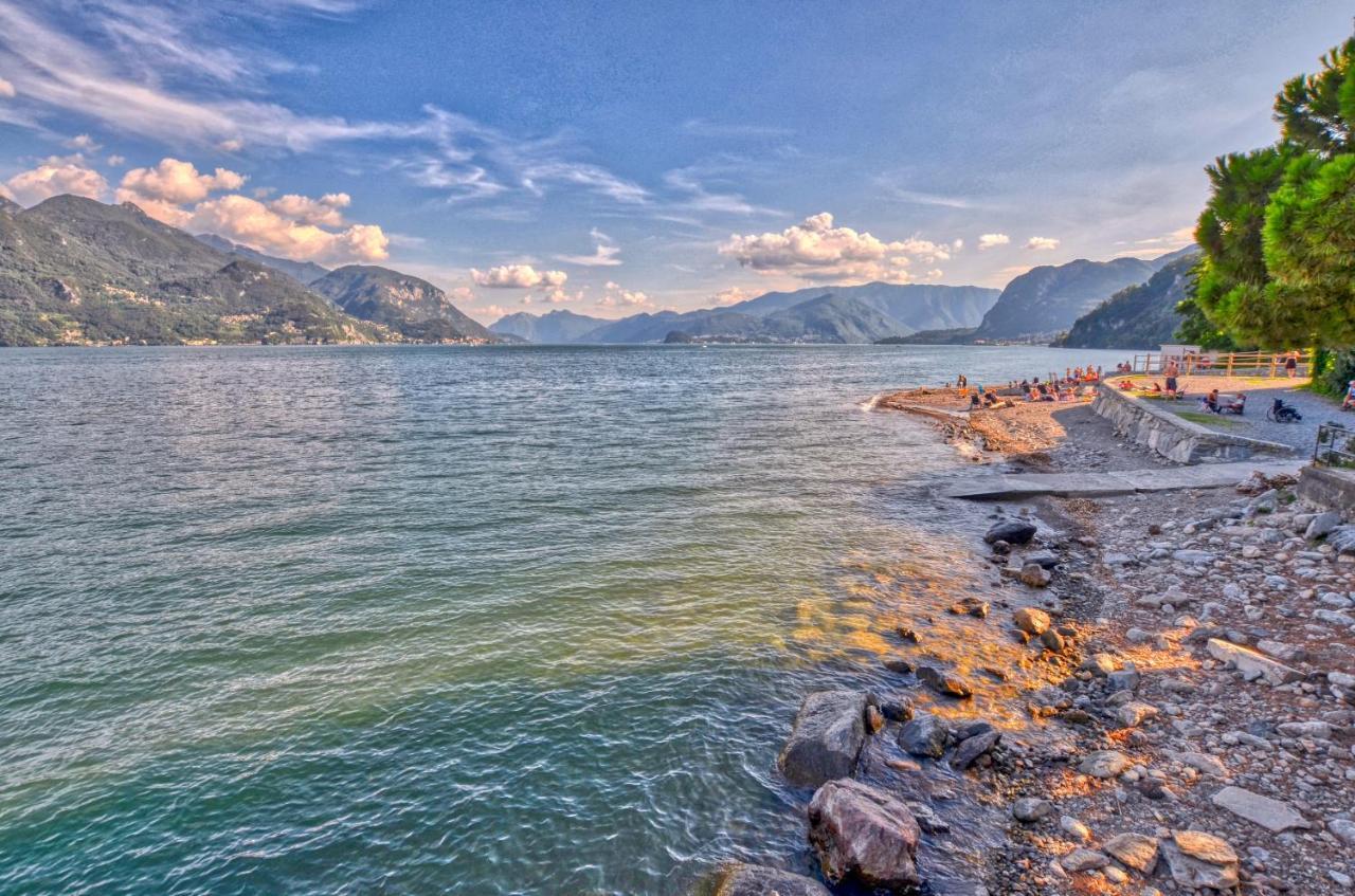 Mit Seeblick, Strandnaehe Und Tiefgaragen Stellplatz