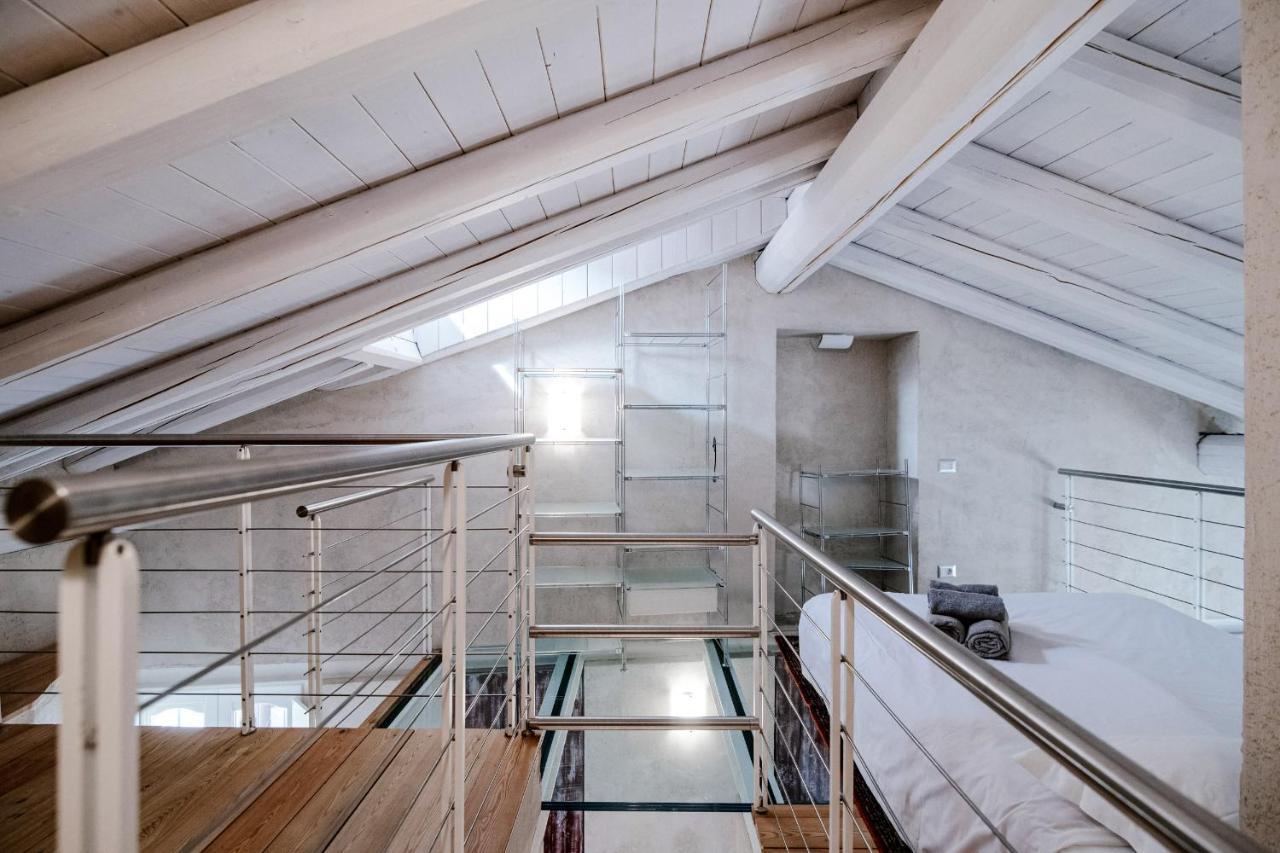 Apartment House Of Glass Cathedral View - The House Of Travelers
