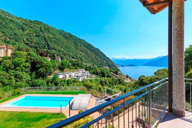 Borgo Castello Aparthotel Argegno