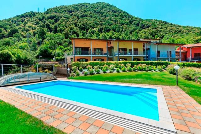 Borgo Castello 2* Argegno