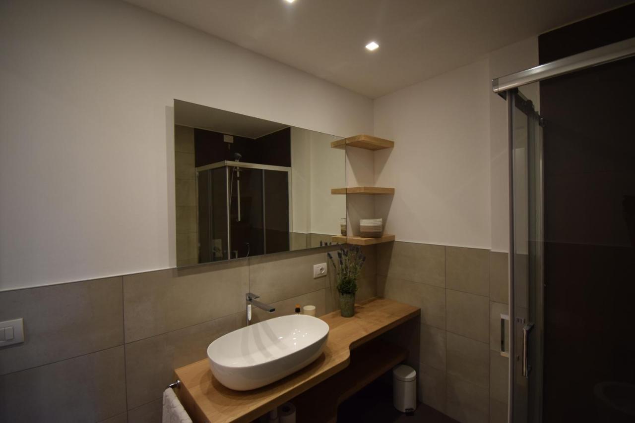 Margherita - Bellagio Wild Flowers Holiday home Oliveto Lario