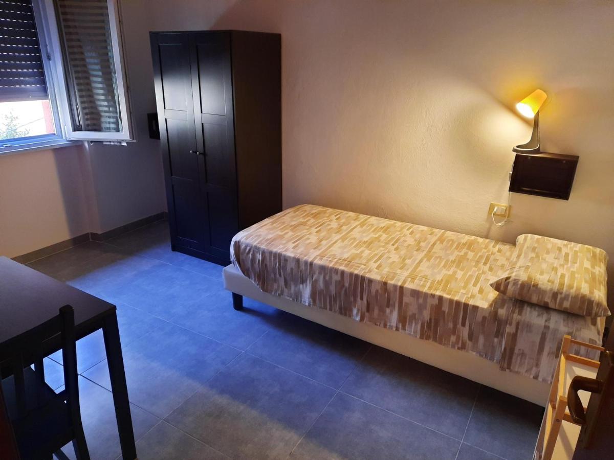 Bed & Breakfast Confine *