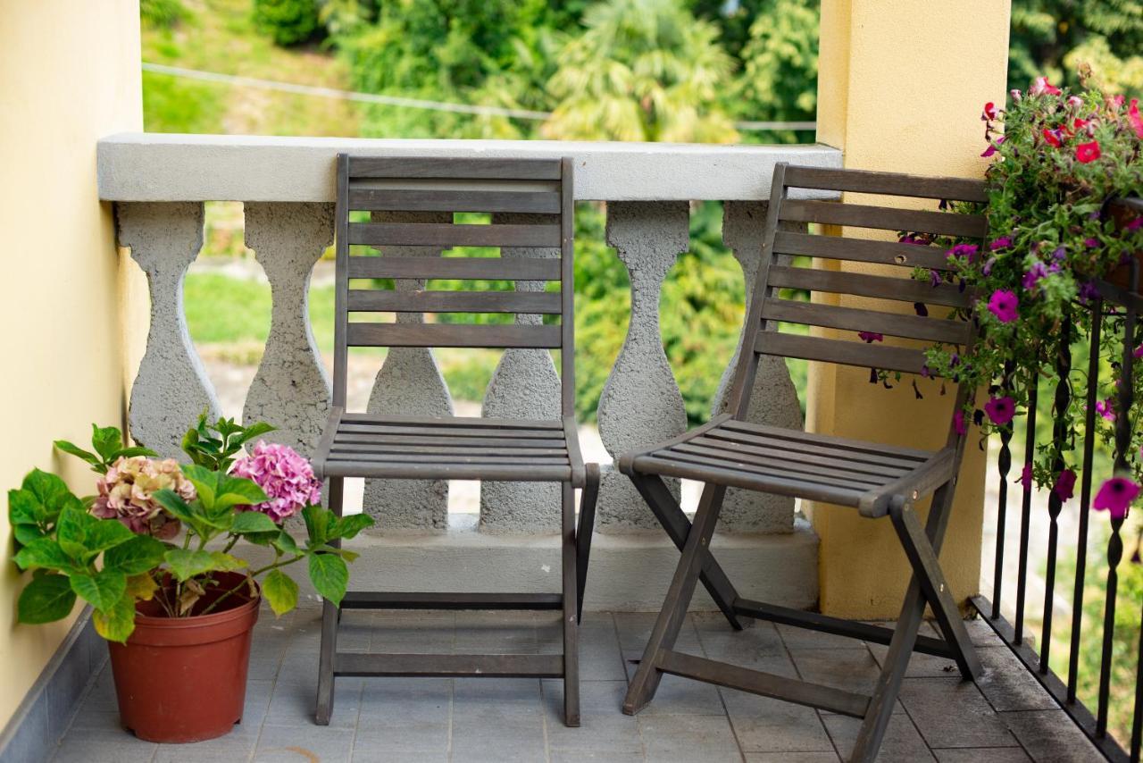 Apartment Griante *