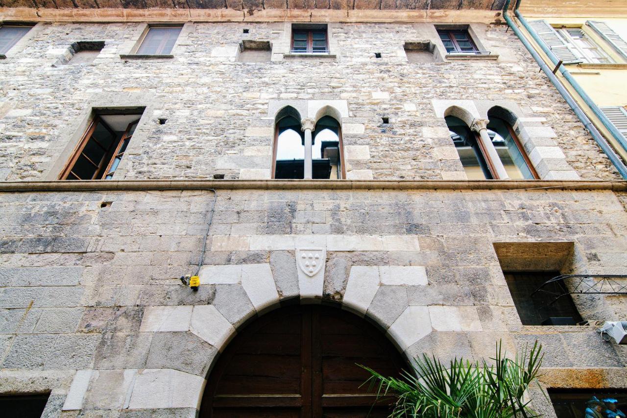 Palazzo Del Pero -by House Of Travelers- Côme