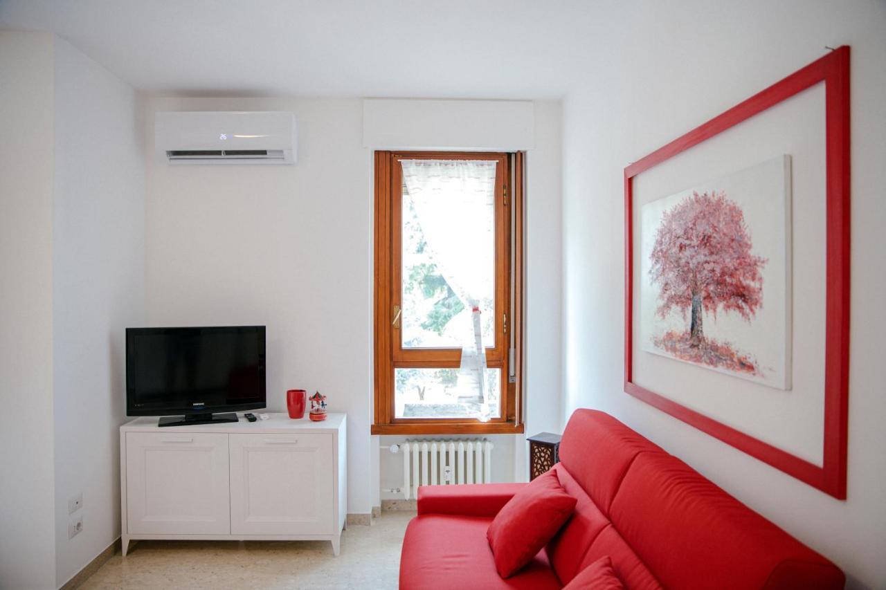 Apartment Dodo Red - The House Of Travelers