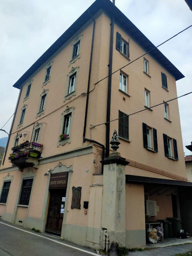 Center Guest house Lecco