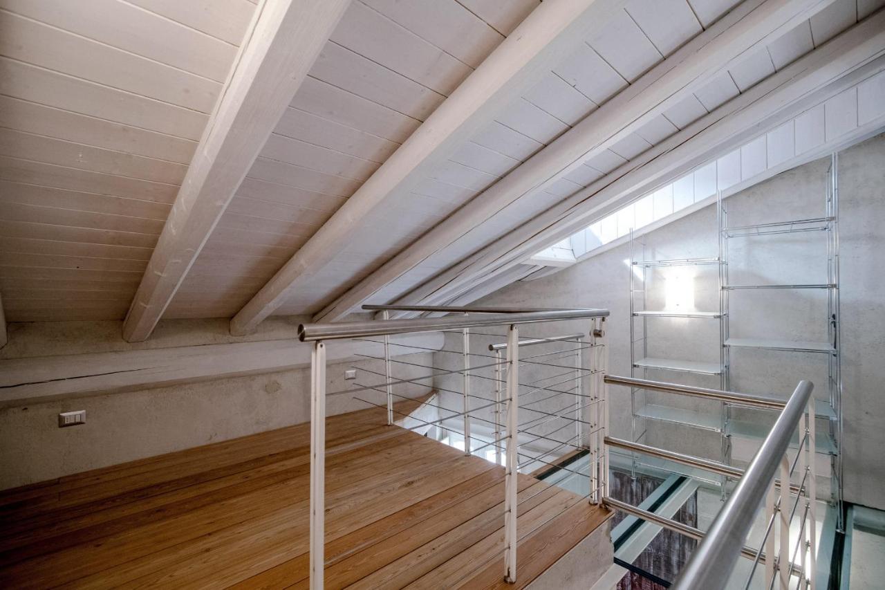 House Of Glass Cathedral View - The House Of Travelers Apartment Como