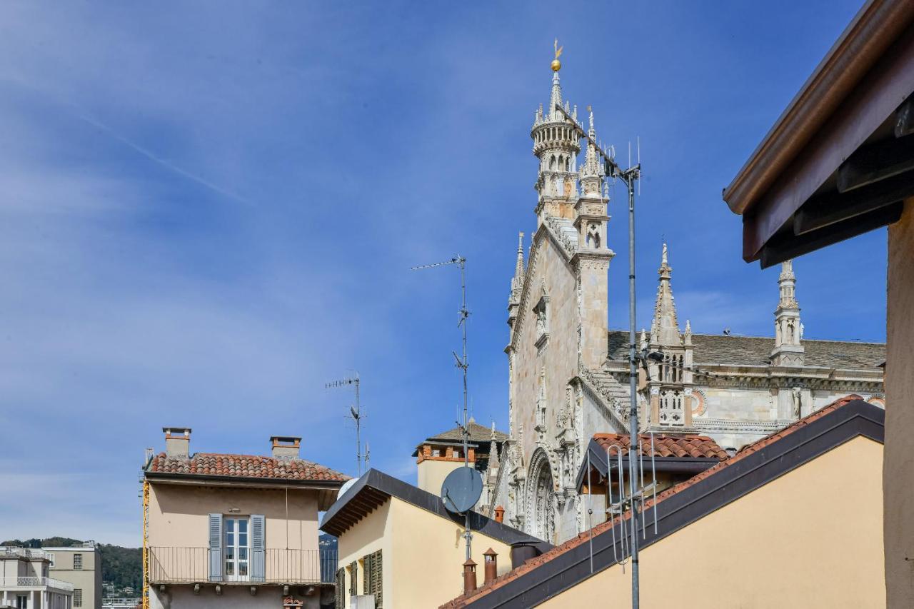 Apartment House Of Glass Cathedral View - The House Of Travelers