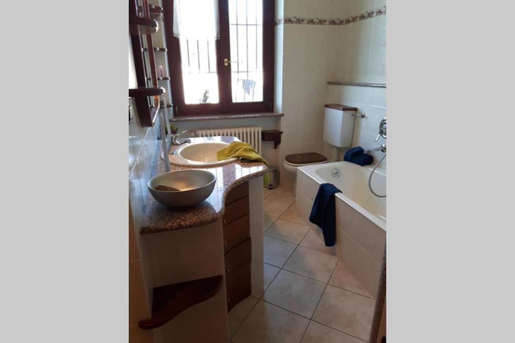 Fede Con Piscina Parco Privato E Sauna Colico