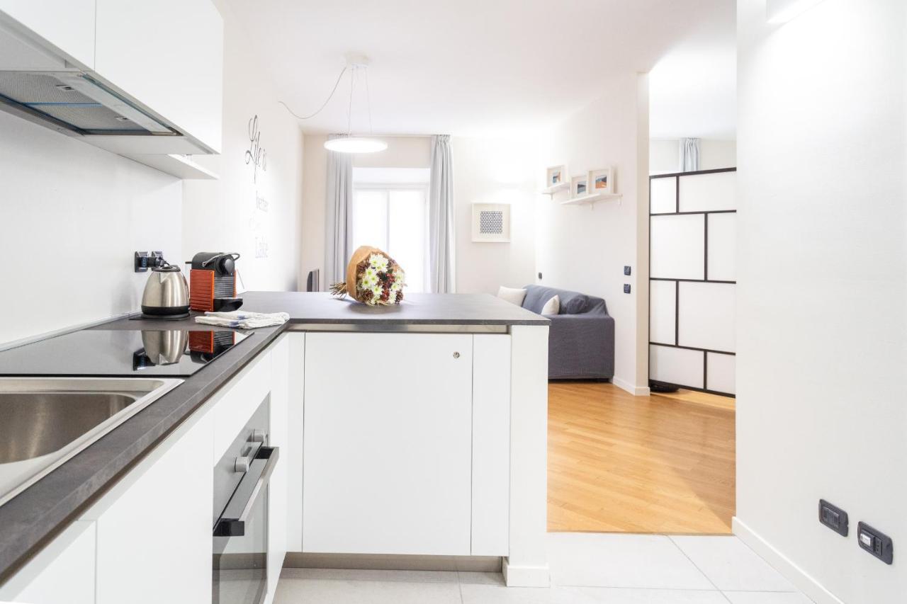 Apartment White Flat In Center By Rent