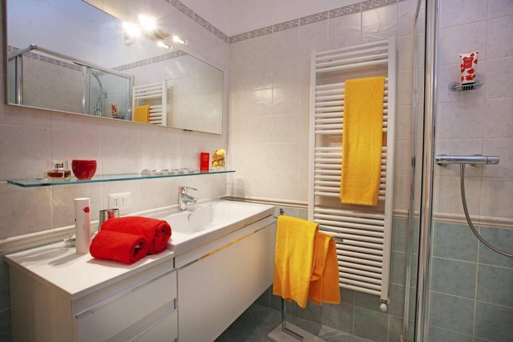 Apartment 2-1 Of 11 In An Exclusive By Italian Tremezzo