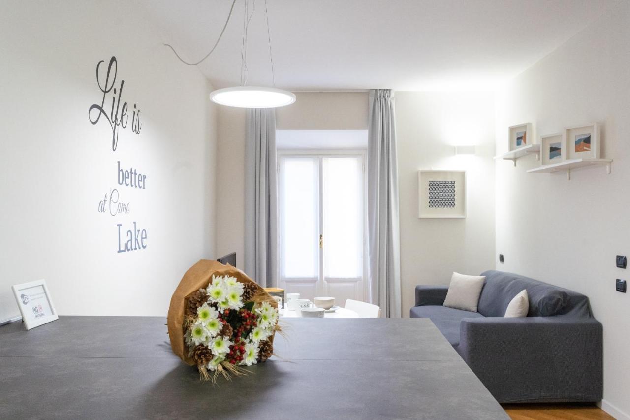 White Flat In Center By Rent * Como