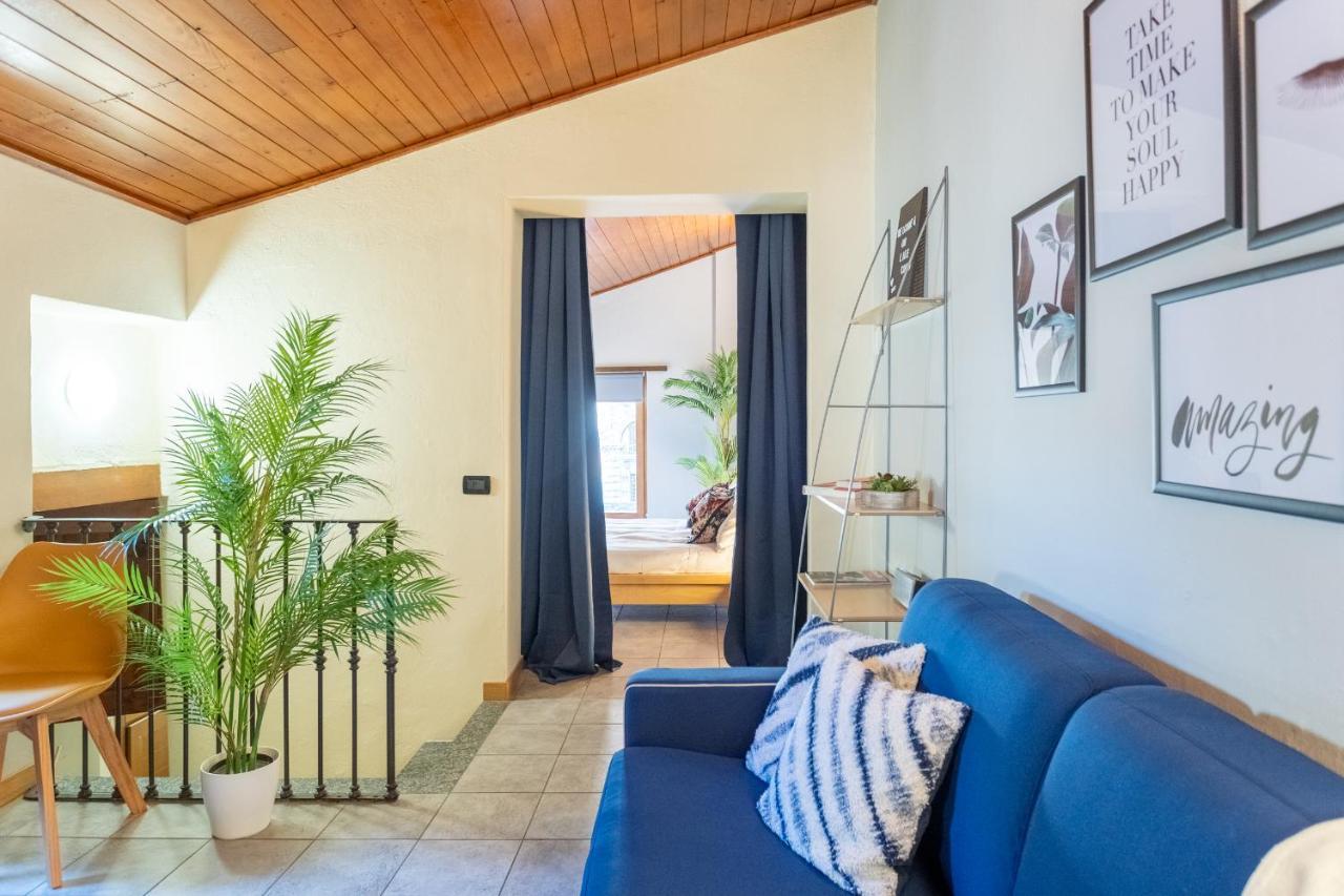 Blue Attic - Historical Center By Rent Apartment Como
