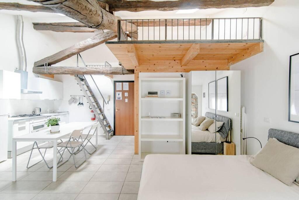 Apartment Central