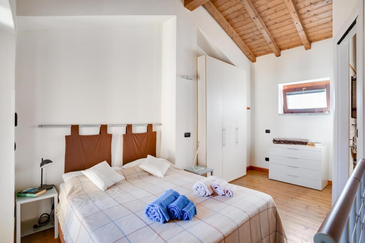 Design With View! Apartment Carate Urio