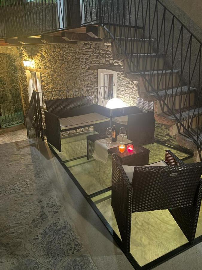 Ferienhaus Independent Stone House With View