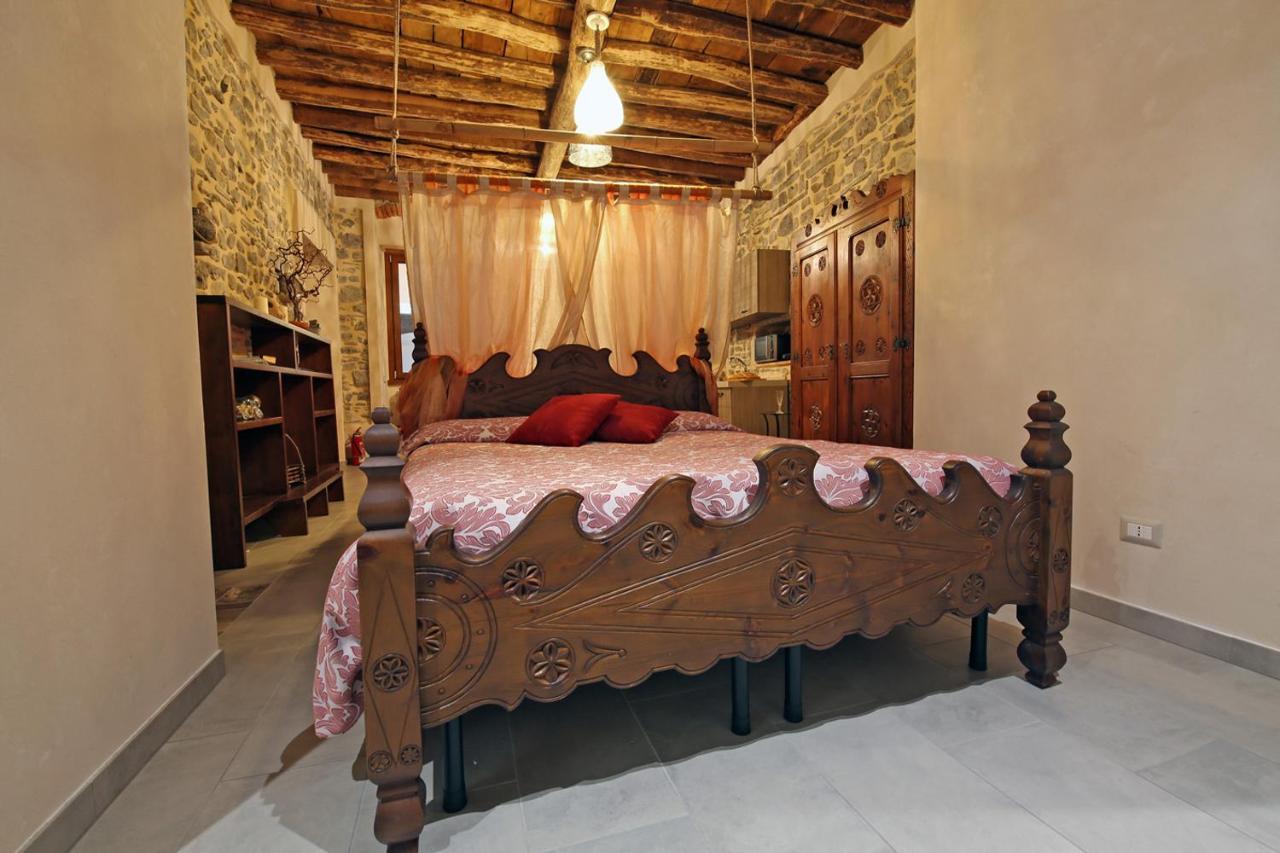 Apartment Mella -la Corte - At The With Parking *